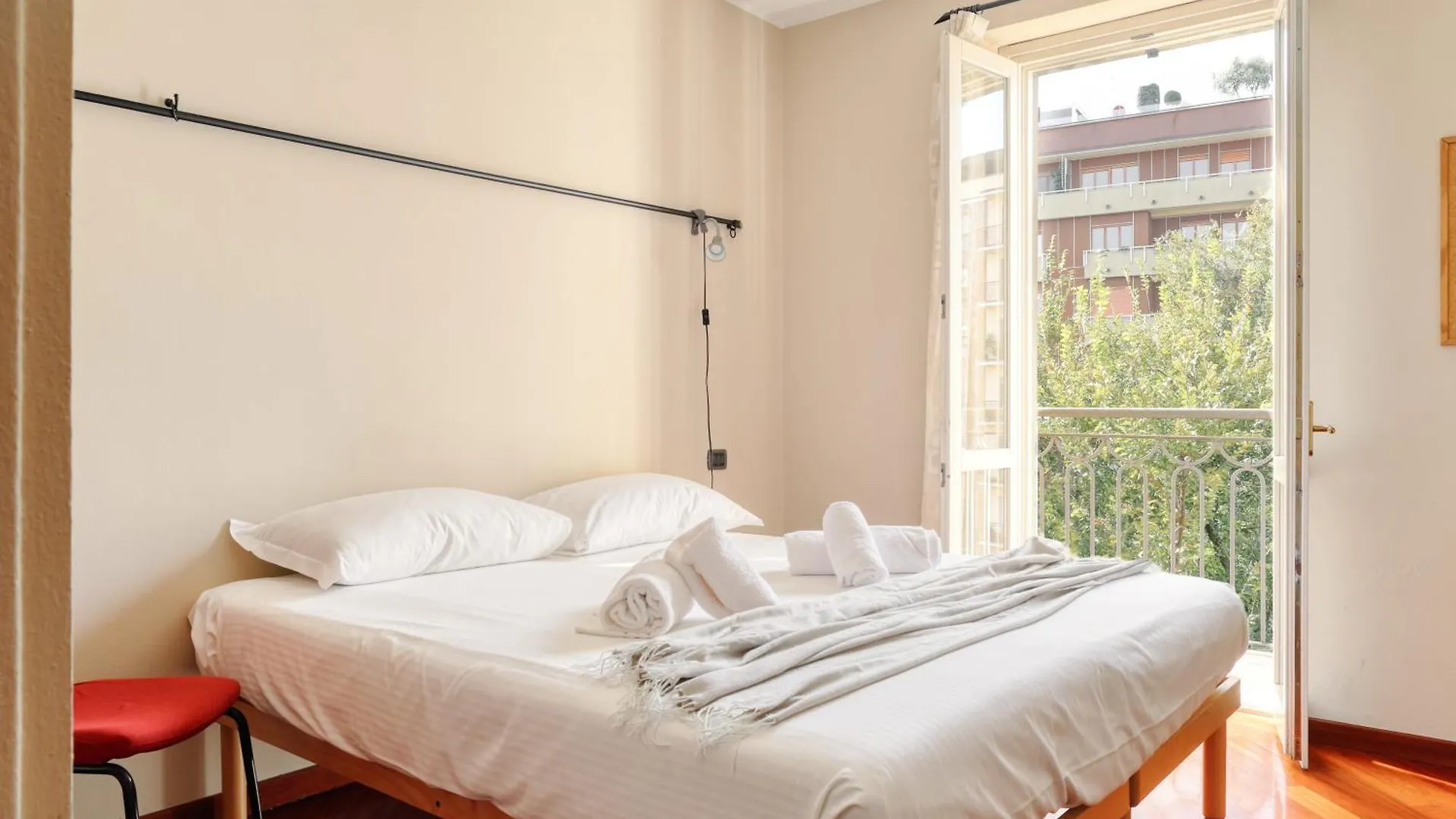 Joivy Delightful 2Br Flat Near Navigli Apartment Milan