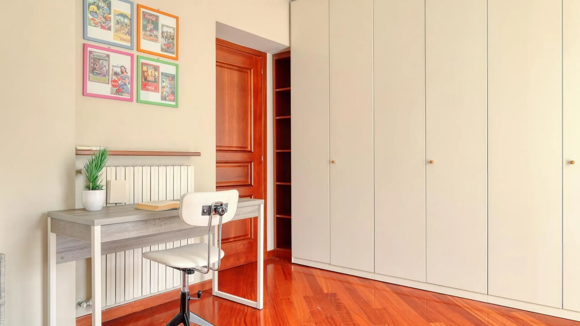 Joivy Delightful 2Br Flat Near Navigli Apartment Milan Italy