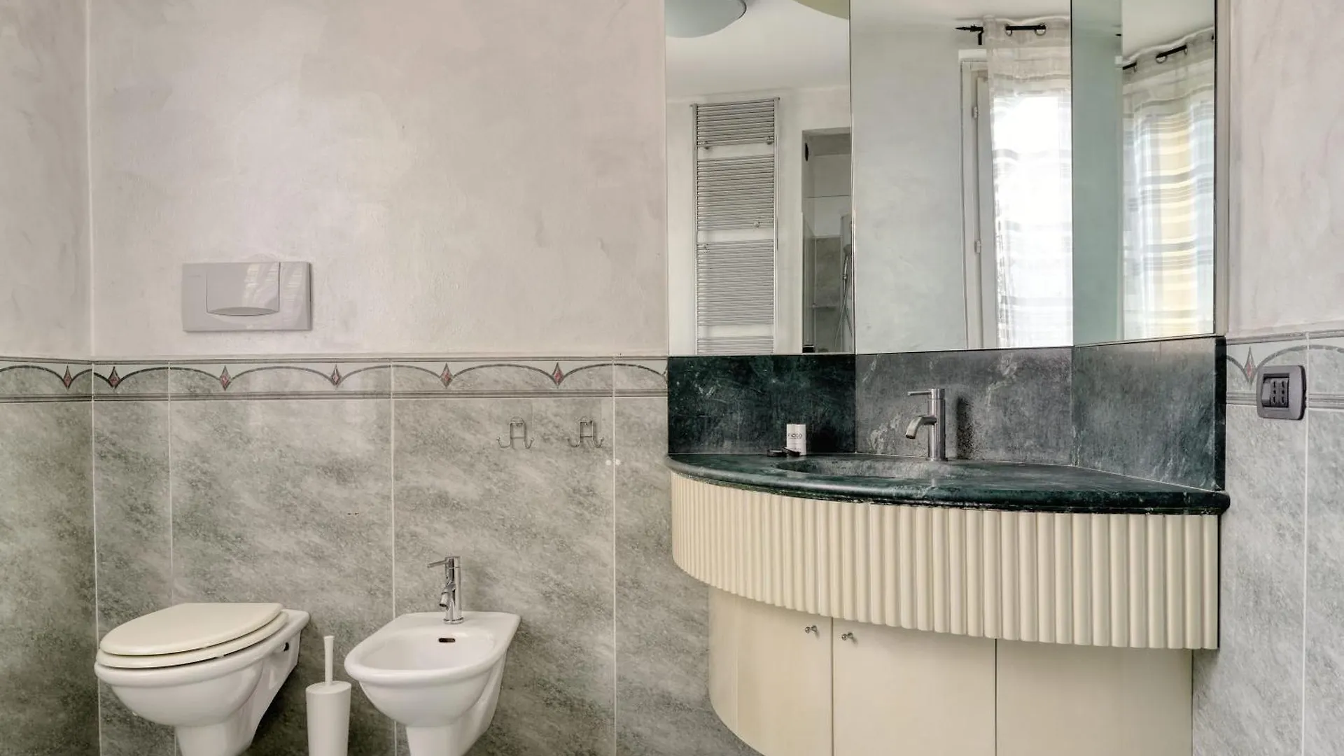 Joivy Delightful 2Br Flat Near Navigli Apartment Milan